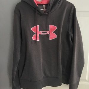 Under Armour Sweatshirt